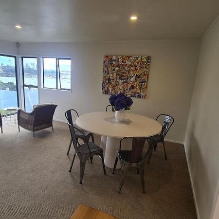 2 Bedroom Home, City And Sea Views Auckland Dış mekan fotoğraf